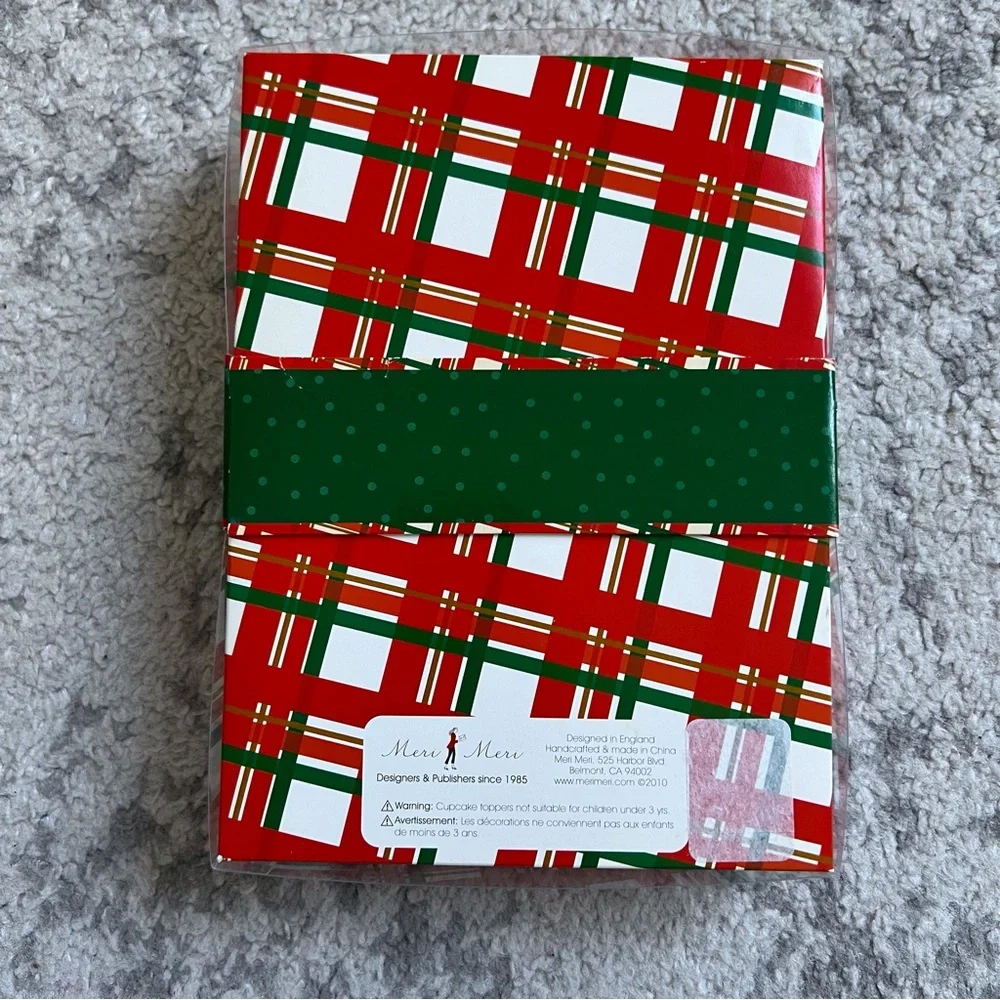 Williams Sonoma Holiday Cupcake Bundle New In Box Stencils Kit Christmas Party